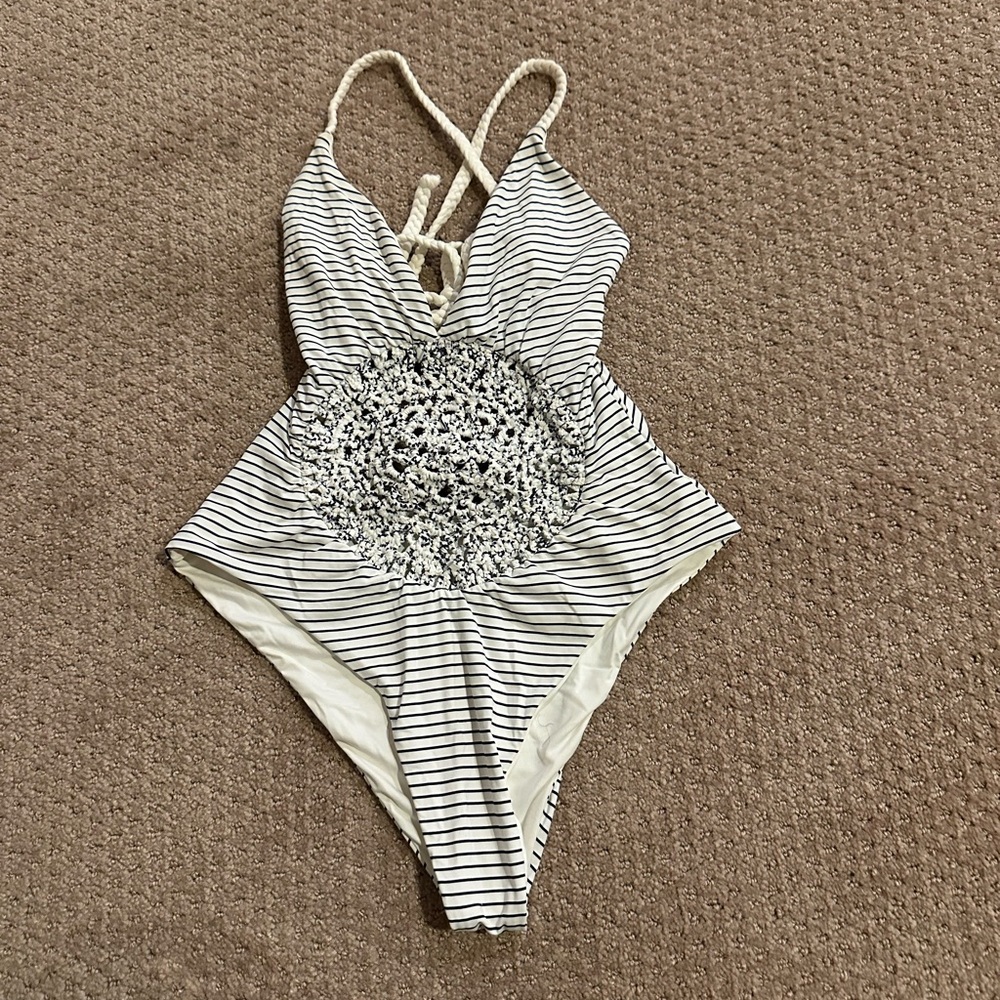 Frankie’s Bikini Poppy one piece